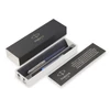 Kép 7/7 - Töltőtoll Royal kék test, ezüst klipsz 2030950 Parker Royal Jotter